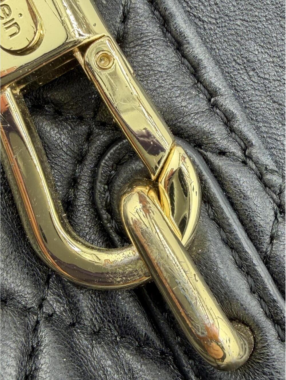 Calvin Klein‎ Quilted Black Leather Crossbody Bag Gold Hardware - Picture 5 of 10
